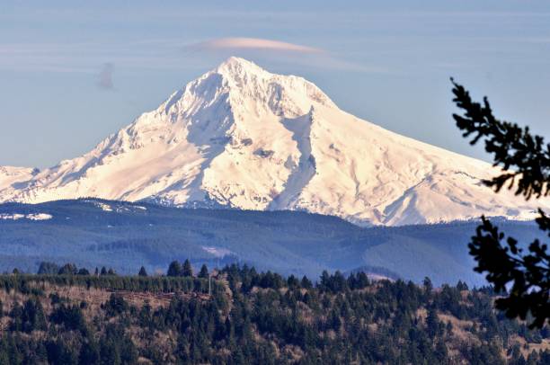 istock Mt. Hood Oregon 1712515851