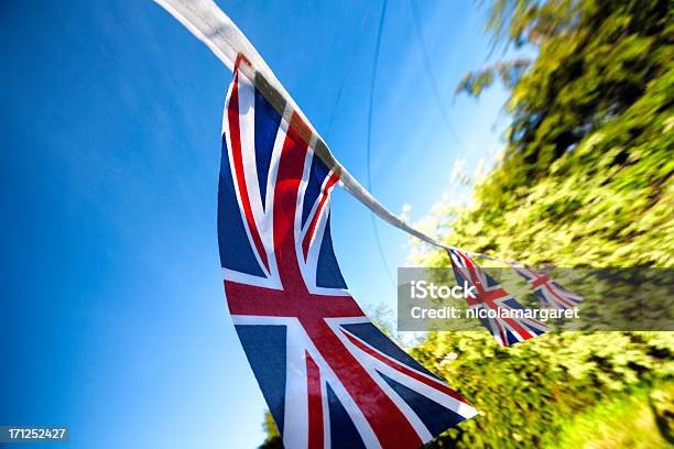 Photo libre de droit de Nid Dange Britannique Union Jack banque d'images et plus d'images libres de droit de Fête - Fête, Londres, Prise de vue en extérieur