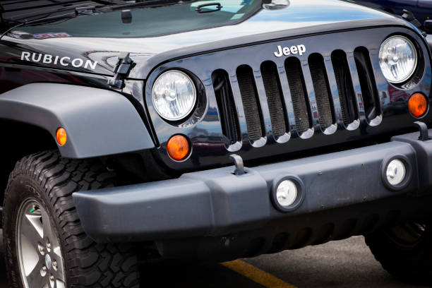 rubicon jeep wrangler - jeep wrangler стоковые фото и изображения