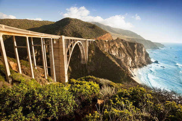 Bixby Bridge, Big Sur, California, USA "Bixby Bridge on highway 1 near the rocky Big Sur coastline of the Pacific Ocean California, USA" Bixby Creek stock pictures, royalty-free photos & images