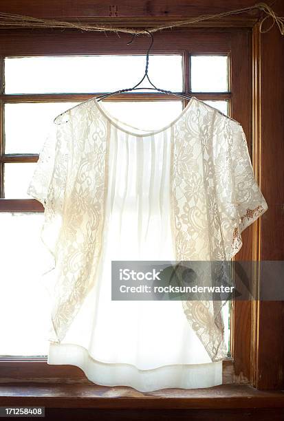 Bluse Stockfoto und mehr Bilder von Accessoires - Accessoires, Bluse, Cool und Lässig