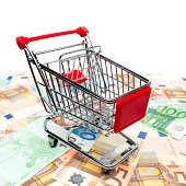 einkaufswagen-auf-geld.jpg?b=1&s=170x170&k=20&c=9gQRc99wcy9uUWPkPIVFSeQOHFF-J4BCw3M-mhRoXq8=