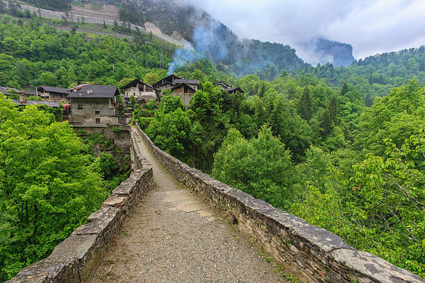 istock Pondel ant its Aqueduct Bridge, Aosta Valley 171261747