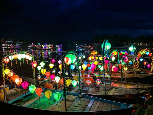 istock A boat tour at night in Vietnam 1712679318