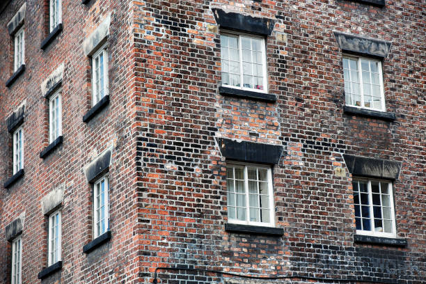 istock Old british building facade in Liverpool 171268780