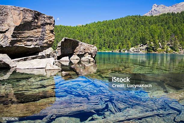 Mountain Lake Stockfoto und mehr Bilder von Alpen - Alpen, Baum, Berg