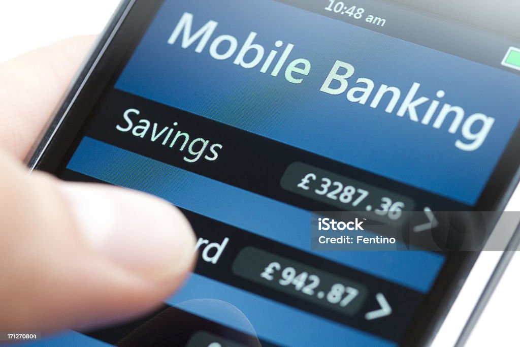 Mobile Banking auf Smartphone Nahaufnahme-Pfund - Lizenzfrei Onlinebanking Stock-Foto