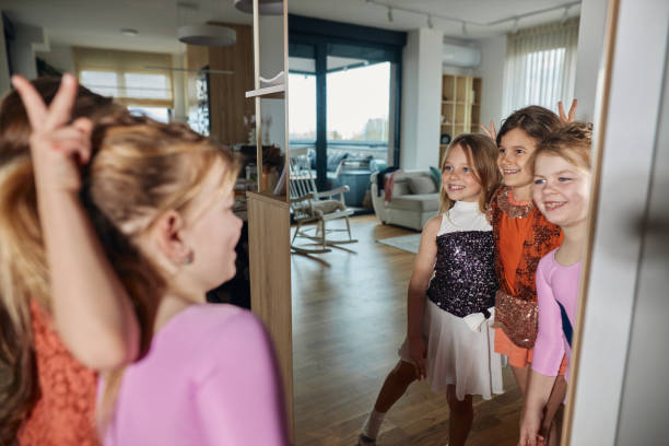 istock Best friends preparing for the dance show 1712708217
