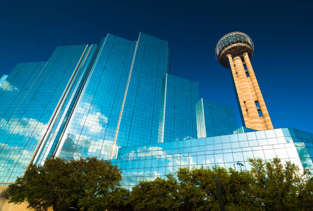 istock Reunion Tower and Hotel 171273257