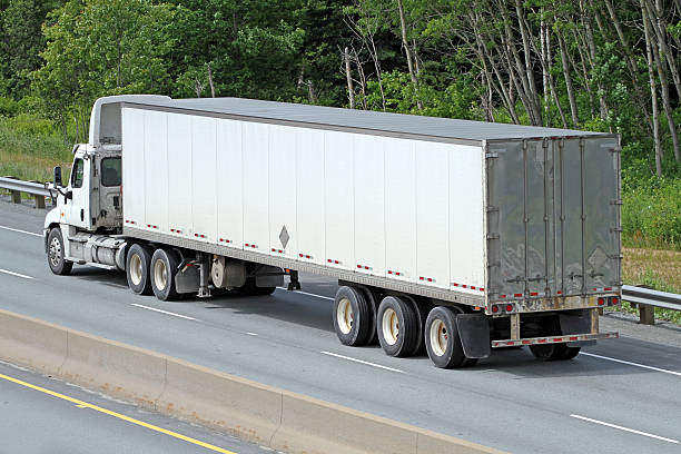 istock Semi Truck 171275072