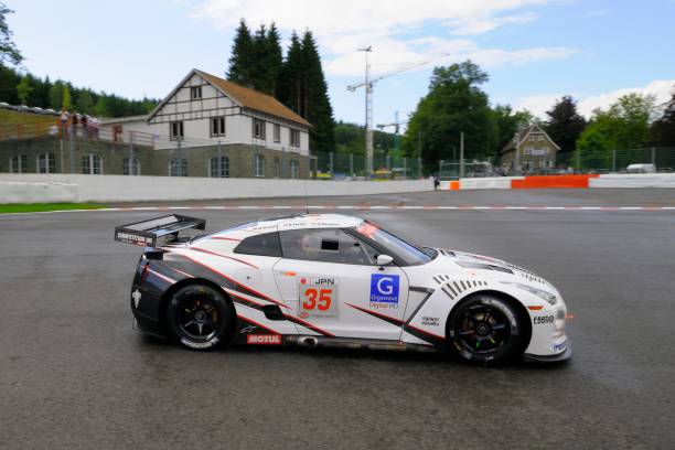 nissan skyline gt-r gt1 - gt1 zdjęcia i obrazy z banku zdjęć