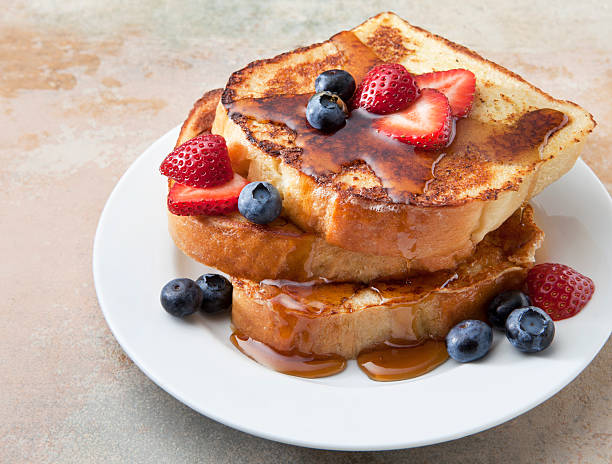 tostada francesa - french toast breakfast food fruit fotografías e imágenes de stock