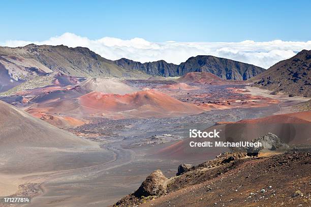 Cratera De Haleakala Maui - Fotografias de stock e mais imagens de América do Norte - América do Norte, Ao Ar Livre, Azul