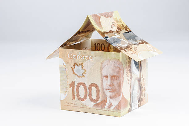 canadian denaro casa - canadian dollars canada bill one hundred dollar bill foto e immagini stock