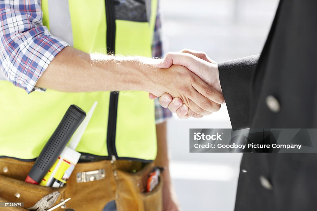 Construcción de un nuevo futuro para el conjunto de la ciudad - Foto de stock de Solar de construcción libre de derechos