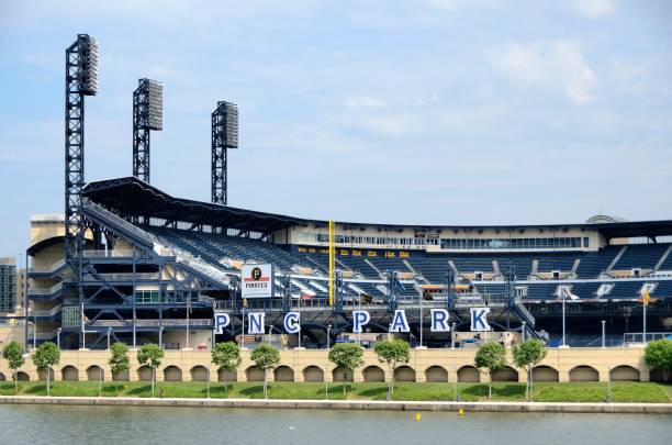 PNC Park "Pittsburgh, Pennsylvania, USA - June 3, 2012: PNC Park, home of the MLB team Pittsburgh Pirates with people along the waterfront." major league baseball stock pictures, royalty-free photos & images