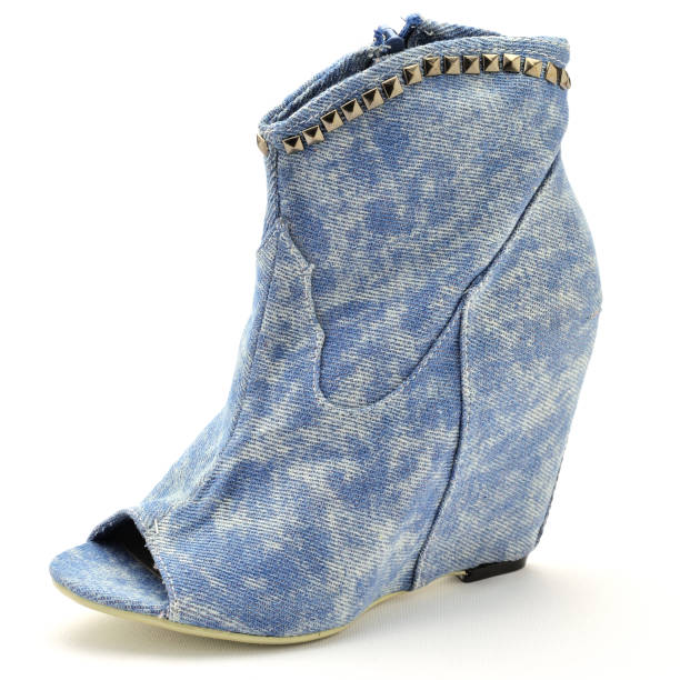 istock Woman  shoe 171287442