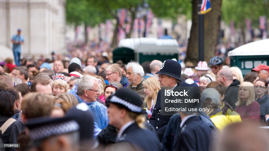 Foule de quitter le jubilé de diamant de la Reine procession - Photo de Angleterre libre de droits