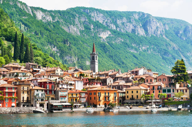 istock Varena, Lake Como in Italy 171289456