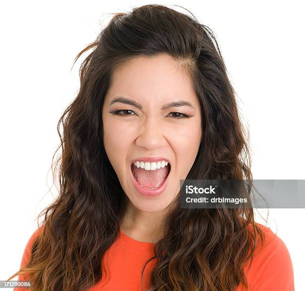 Giovane Donna Con La Bocca Aperta - Fotografie stock e altre immagini di Donne - Donne, Rabbia - Emozione negativa, Ringhiare