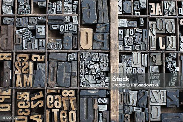 Lettera Premere - Fotografie stock e altre immagini di Carattere tipografico senza grazie - Carattere tipografico senza grazie, Carattere tipografico con grazie, A forma di blocco