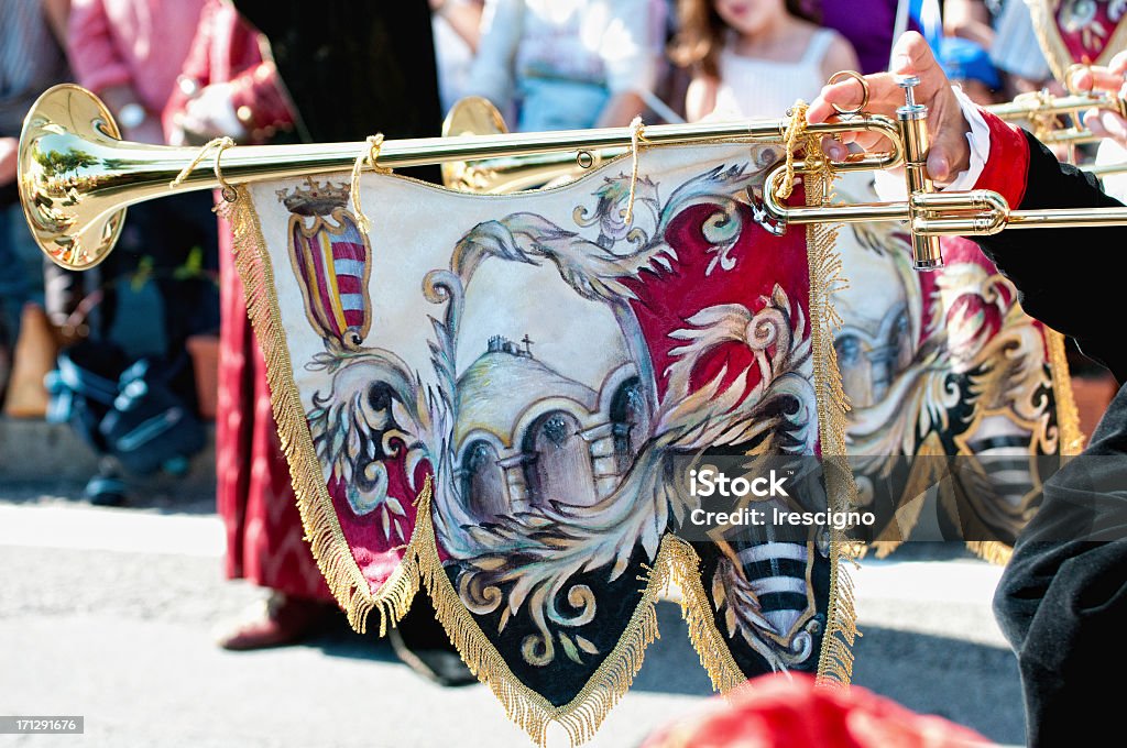 Medievale trombettiere - Foto stock royalty-free di Genova