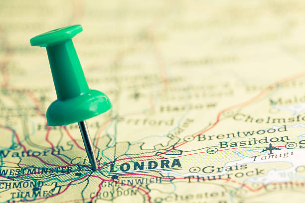 istock Thumbtack on London City 171292634