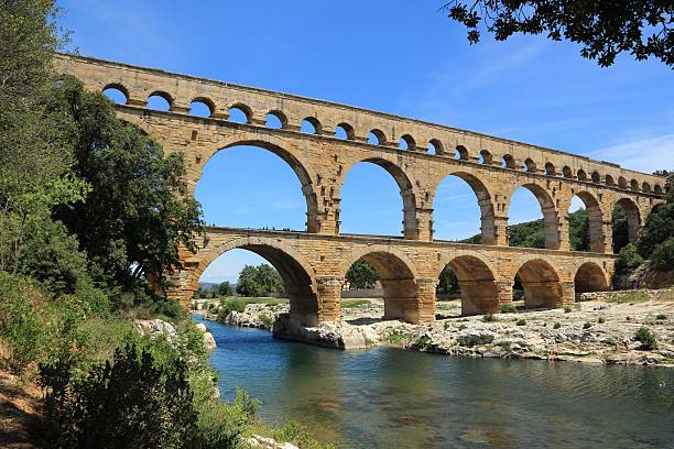 istock Pont du Gard, France 171293413