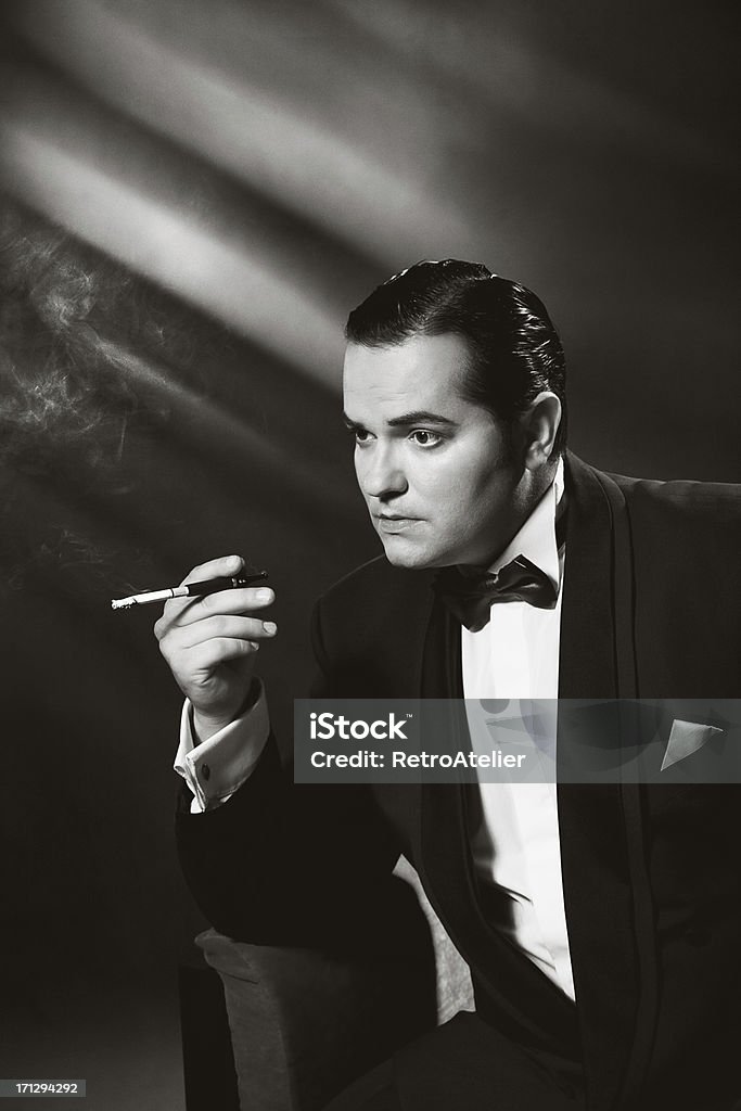 Filme Noir style.Smoking homem - Foto de stock de Estilo retrô royalty-free