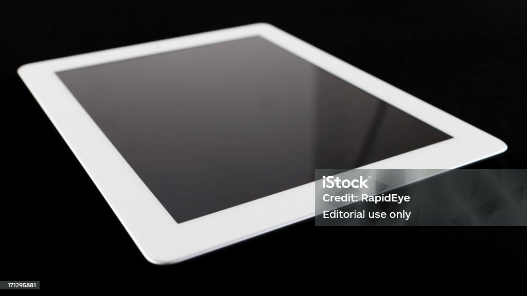 Nuovissima terza generazione, iPad contro nero - Foto stock royalty-free di 2012