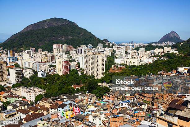 Pobres E Ricos Áreas Do Rio De Janeiro - Fotografias de stock e mais imagens de Pobreza - Questão Social - Pobreza - Questão Social, Riqueza, Bairro de Lata