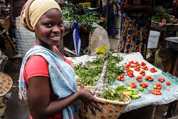 african market - senegal stok fotoğraflar ve resimler