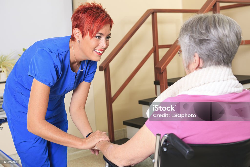 Physiothérapie à la main - Photo de Adulte libre de droits