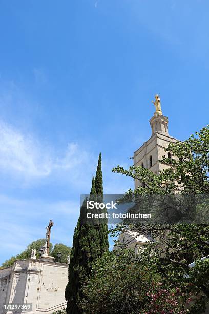 Jungfrau Maria Statue In Avignon Die Popespalace Frankreich Stockfoto und mehr Bilder von Architektur