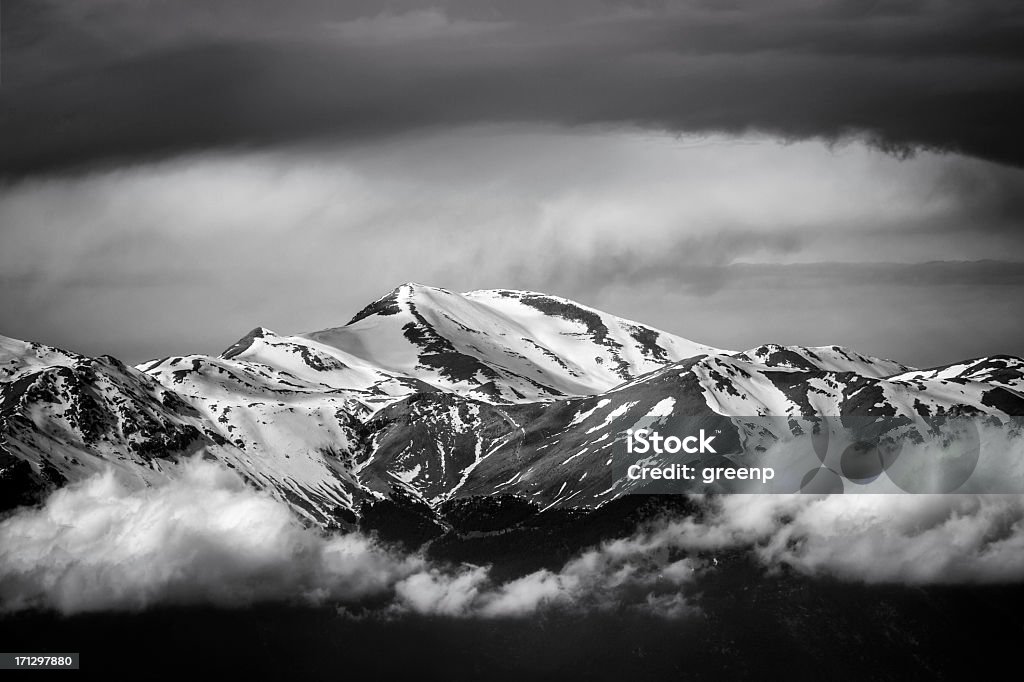 스노위 마운틴 summit - 로열티 프리 산 스톡 사진