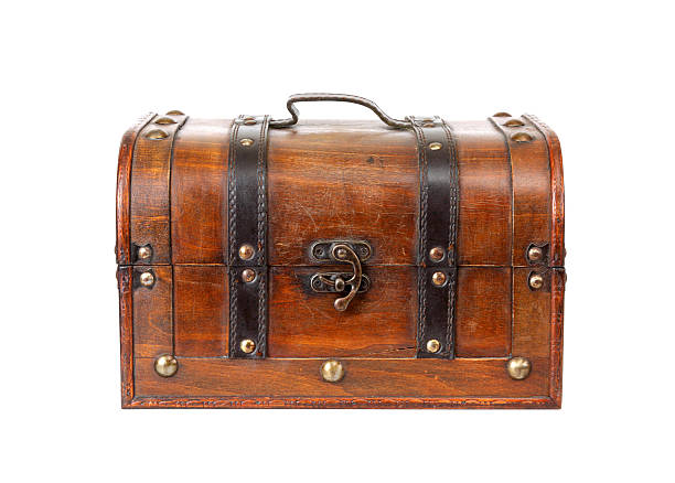 antigo baú do tesouro (clique para mais) - trunk luggage old fashioned retro revival - fotografias e filmes do acervo