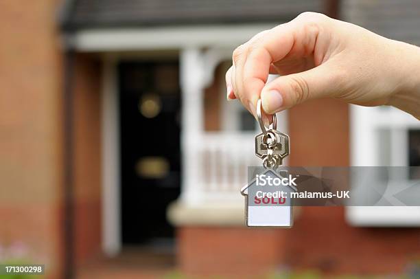 Foto de Novas Casas e mais fotos de stock de Vender - Vender, Casa, Fechar