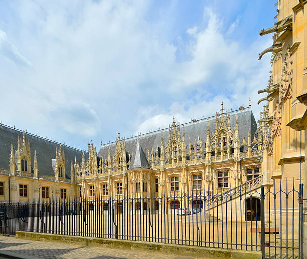 istock Rouen Palace Of Justice 171300371