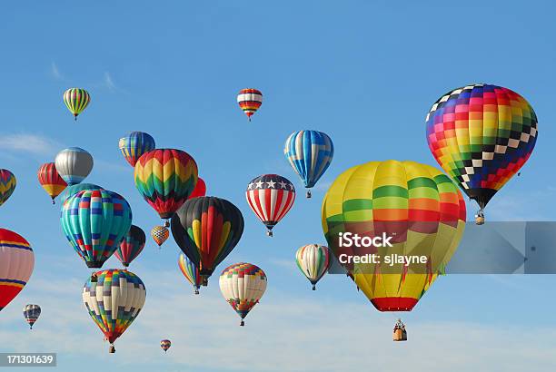 열기구 Flying High 열기구에 대한 스톡 사진 및 기타 이미지 - 열기구, 뉴멕시코, 앨버커키-뉴멕시코