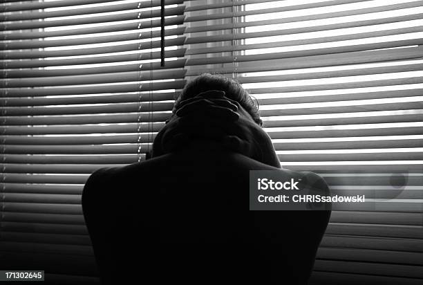 Depression Stockfoto und mehr Bilder von Krankheit - Krankheit, Schmutzig, Schwarzweiß-Bild