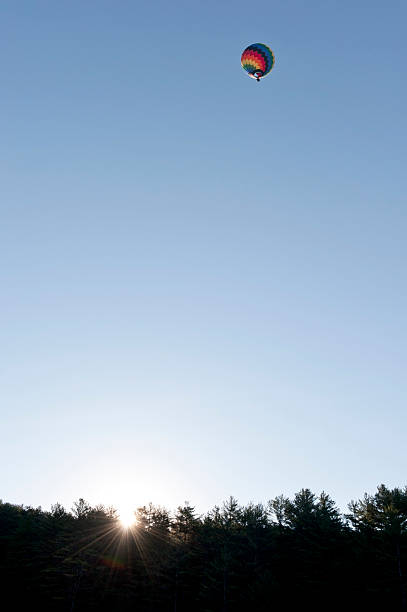 istock Hot air balloon at dawn 171302837
