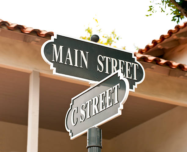 istock Main Street small town America 171304167