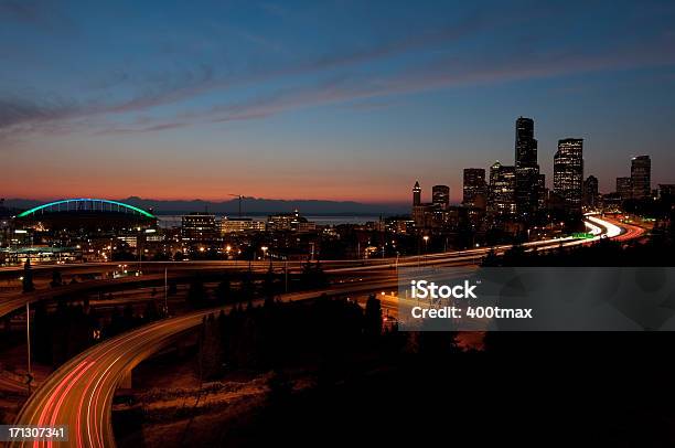 Horizonte De Seattle Foto de stock y más banco de imágenes de Aire libre - Aire libre, Amanecer, Anochecer