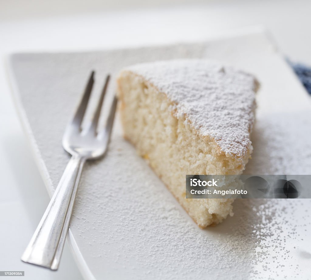 Classico fetta di torta - Foto stock royalty-free di Alimentazione non salutare