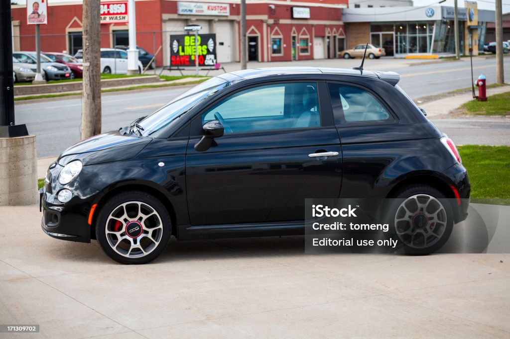 Fiat 500 - Photo de Berline à hayon arrière libre de droits