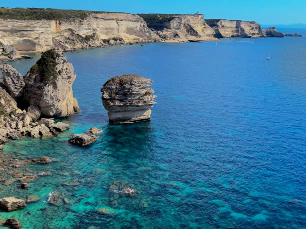 istock Cliffs and coastline of Bonifacio 1713108008
