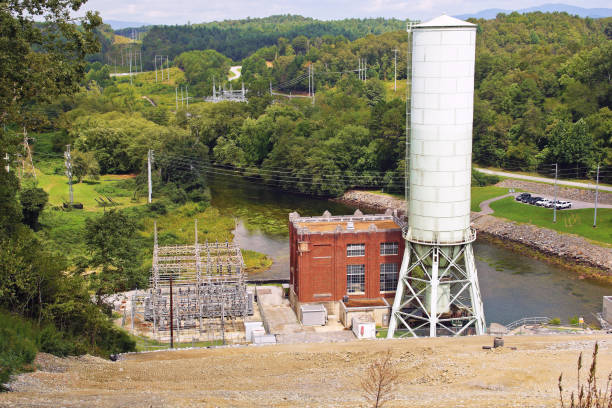 istock Blue Ridge Dam Power Plant 171311059