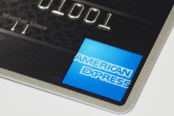 tarjeta american express - named financial services company fotografías e imágenes de stock