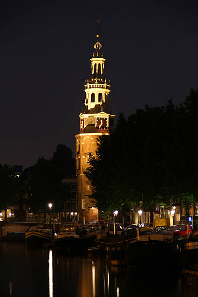 ночь башня - montelbaan tower стоковые фото и изображения