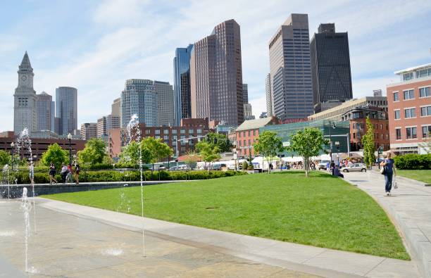 rose fitzgerald kennedy greenway - clear sky urban scene boston massachusetts stock-fotos und bilder